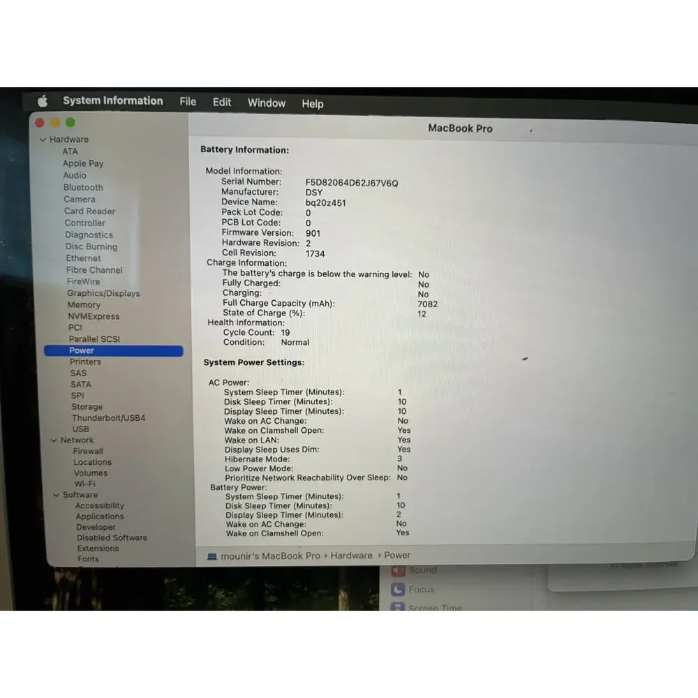 Apple MacBook Pro 16 Inch Core i9 16GB 500 Go Gray + Win 10 USB + Win 11 DVD